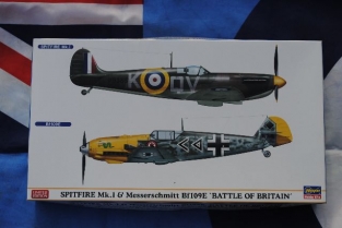 HSG01909  SPITFIRE Mk.I & Messerschmitt Bf109E 